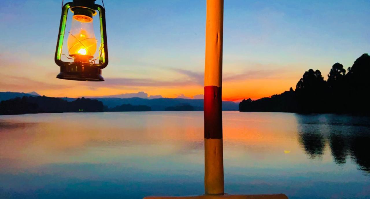 Lake Bunyonyi Rock Resort Kabale Extérieur photo