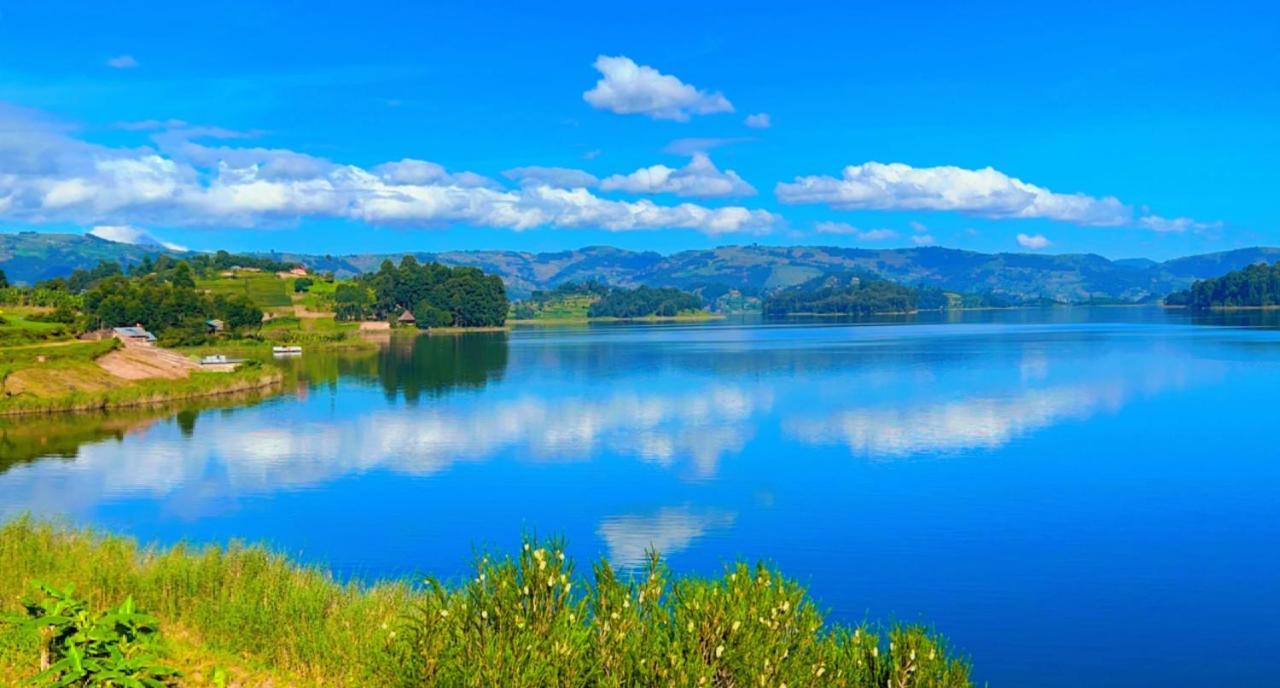 Lake Bunyonyi Rock Resort Kabale Extérieur photo