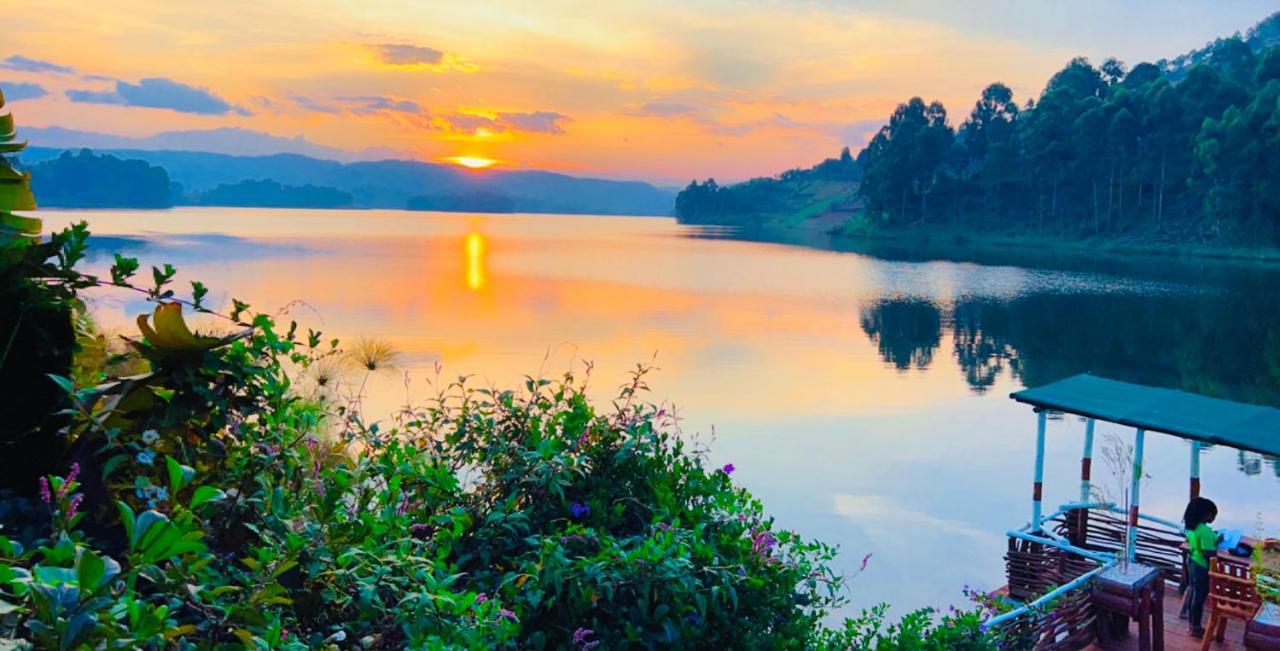 Lake Bunyonyi Rock Resort Kabale Extérieur photo
